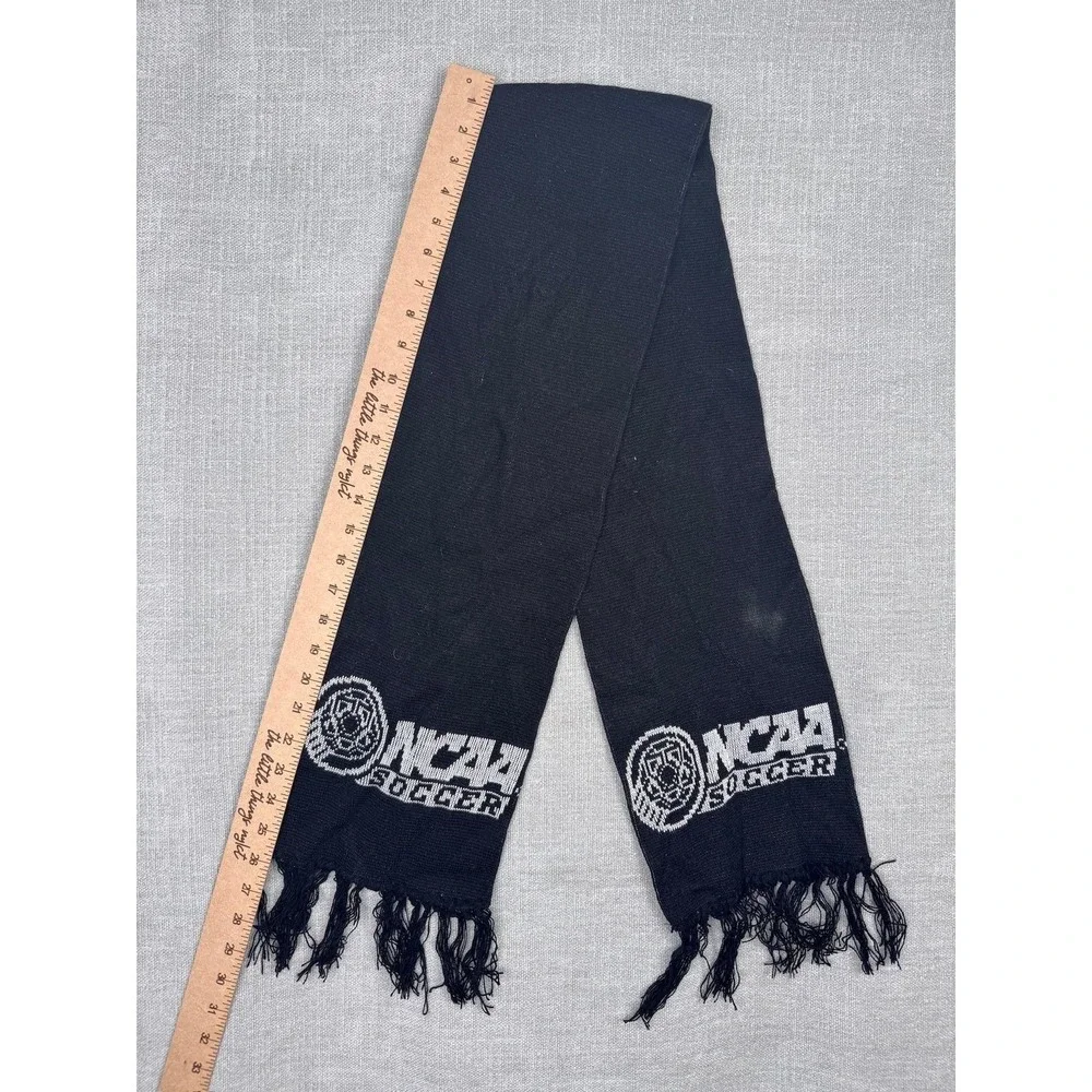 NCAA Soccer Scarf Mens One Size Black NCAA Soccer Knit Fringe NCAA Fan Gear